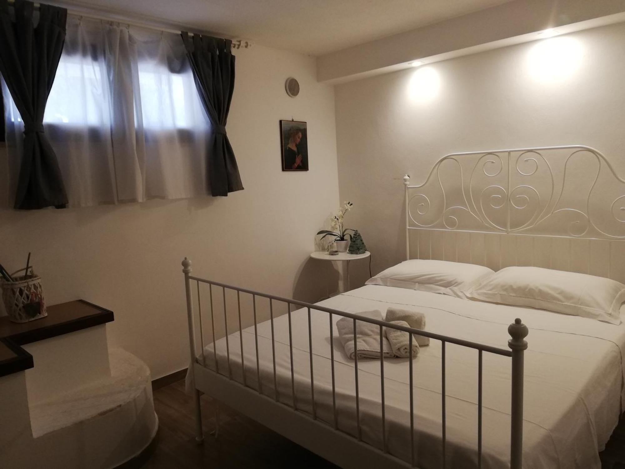Fabiene Familyholidays Gelsonia 切法卢 外观 照片