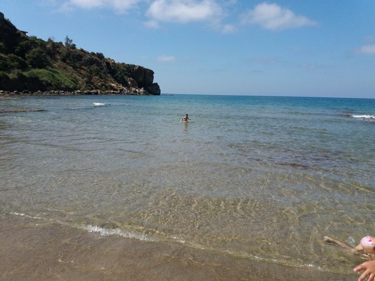 Fabiene Familyholidays Gelsonia 切法卢 外观 照片